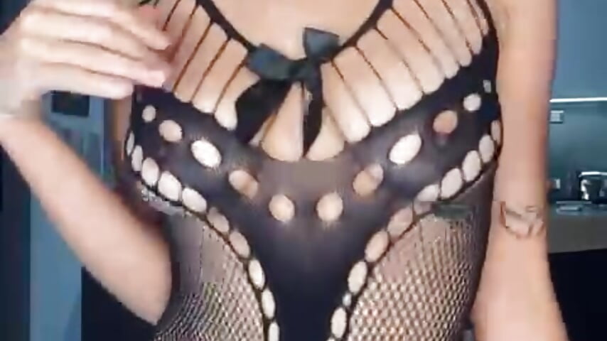 DANCE SEXY 😏👀 – video af Mia_Luna cam-model