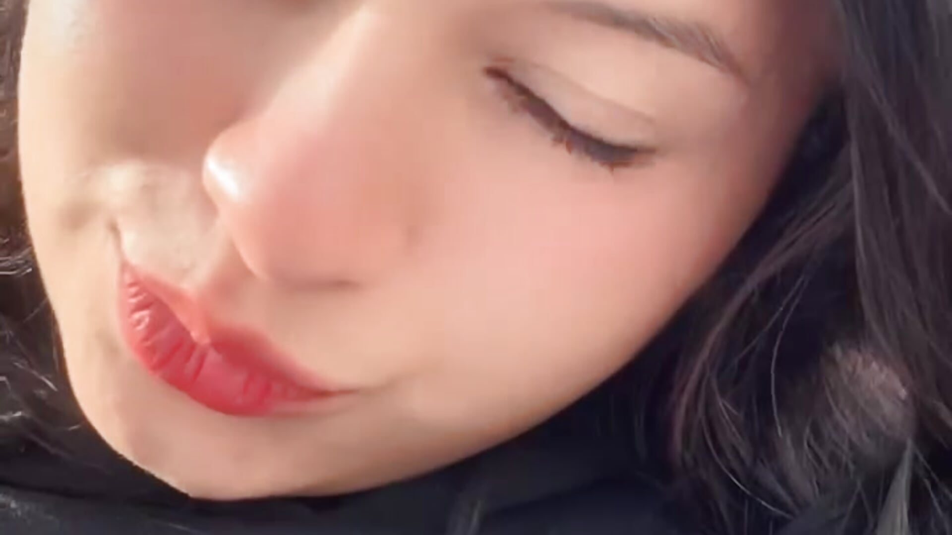 pretty princess eyes 🥰🤭👑 - video di Kyttisa modella di cam