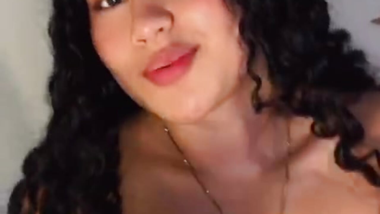 welcome guys - video by estrella_sexylove cam model