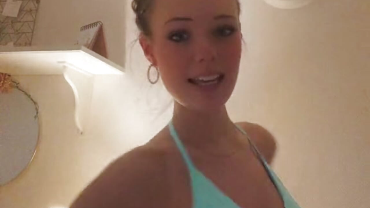 Me 💋 😈 – video od webkamerové modelky SophiaWestend