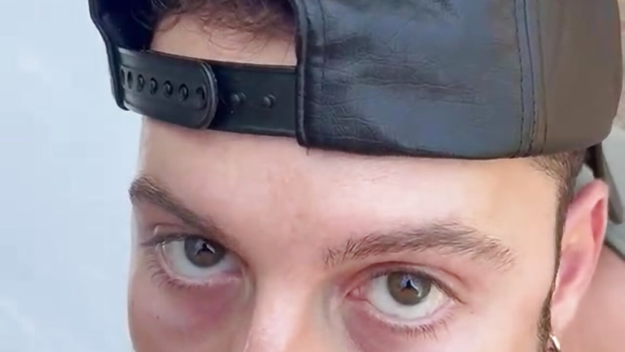 Fede cruising and sucking - video av AmicisegretiITA cam-modell