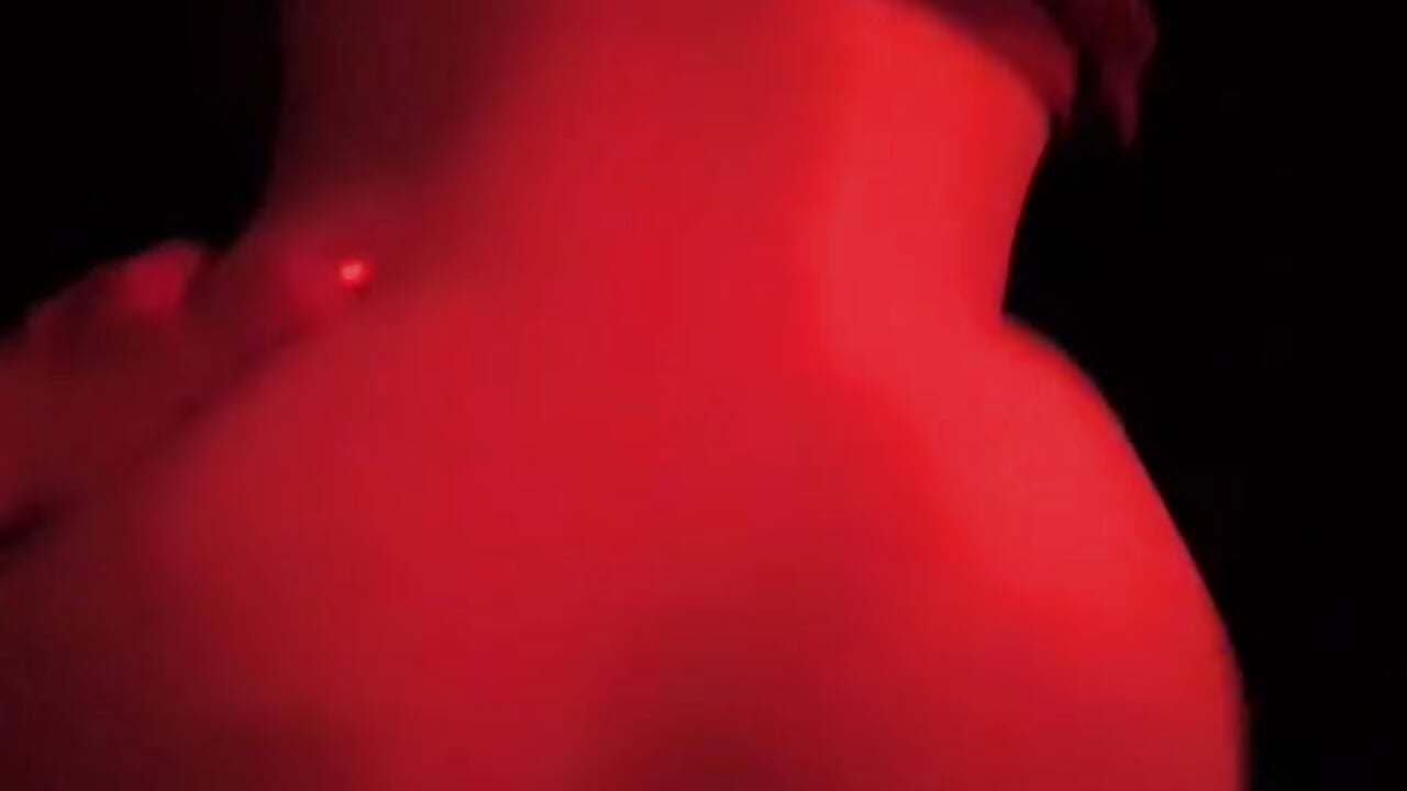 fat ass doggie – video af LiorahOblivion cam-model