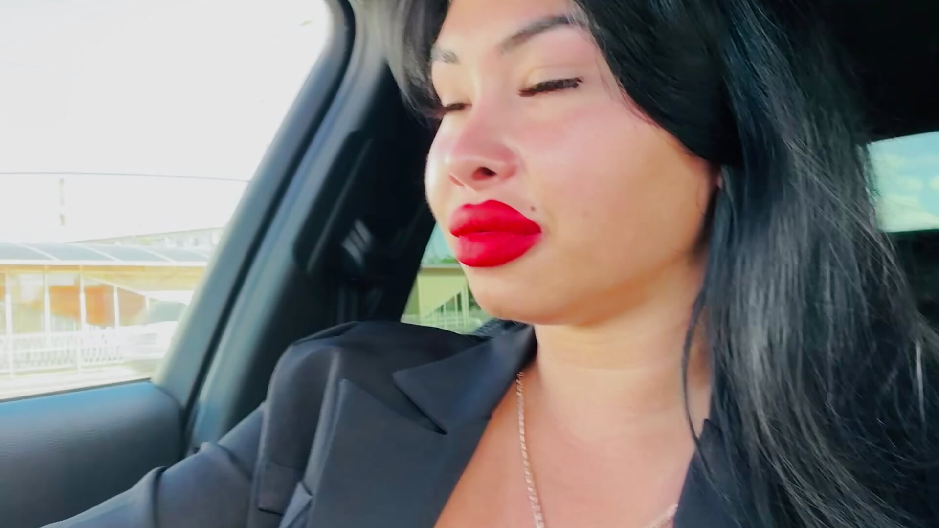 👄👄👄👄 - סרטון של LaaadyDaaamn, דוגמן/ית מצלמה