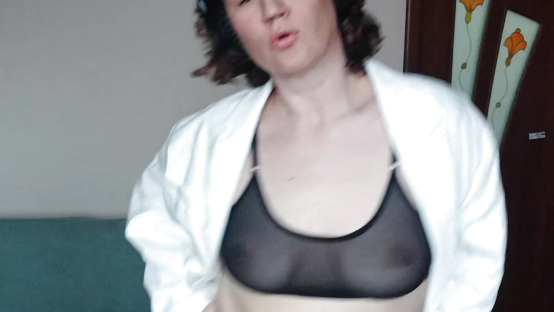 Should I take it off… or not? 😌 - βίντεο μοντέλου PrivateVelvetXX