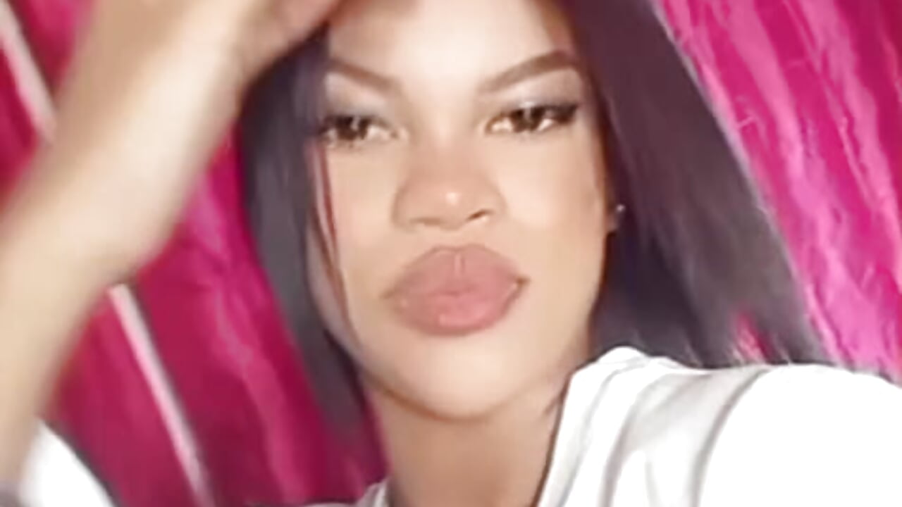 🤍 - video di ruby_deluxe6 modella di cam