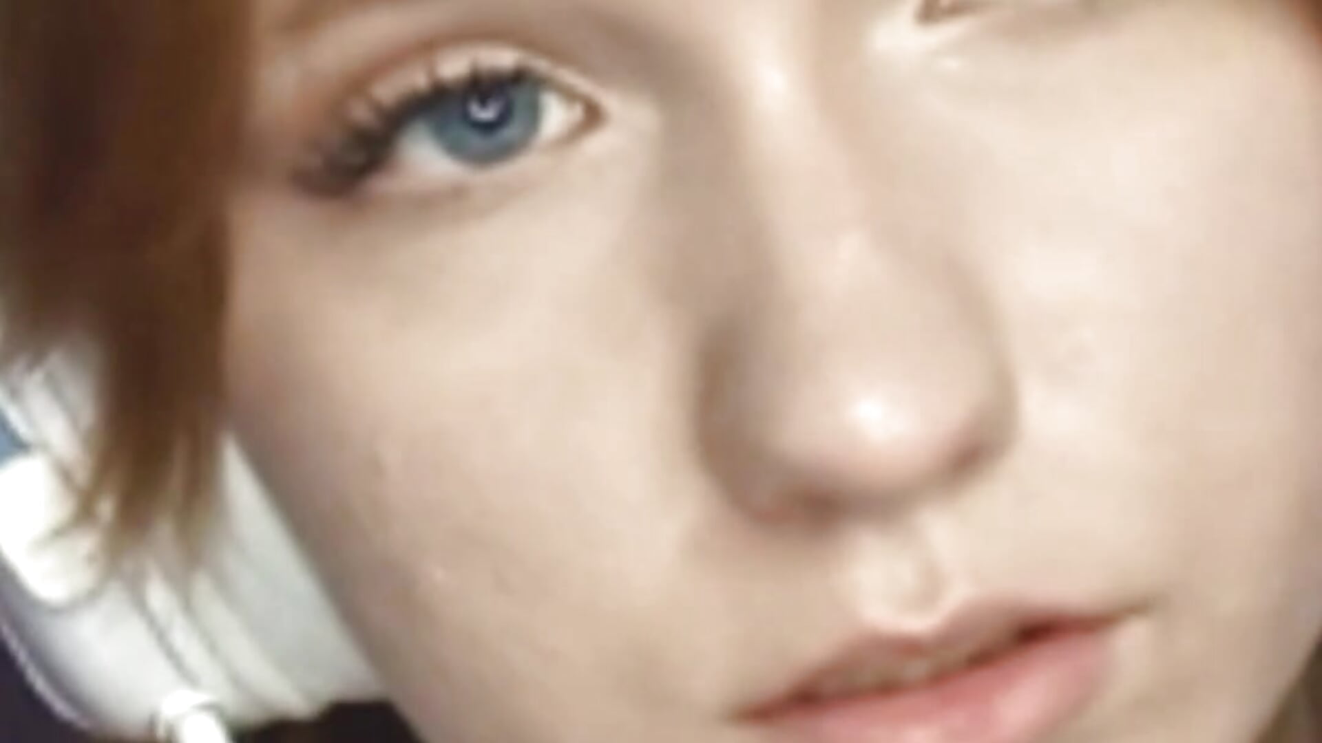 Zhohova1_2 - Vídeo de BelladeSimons, modelo de vídeos