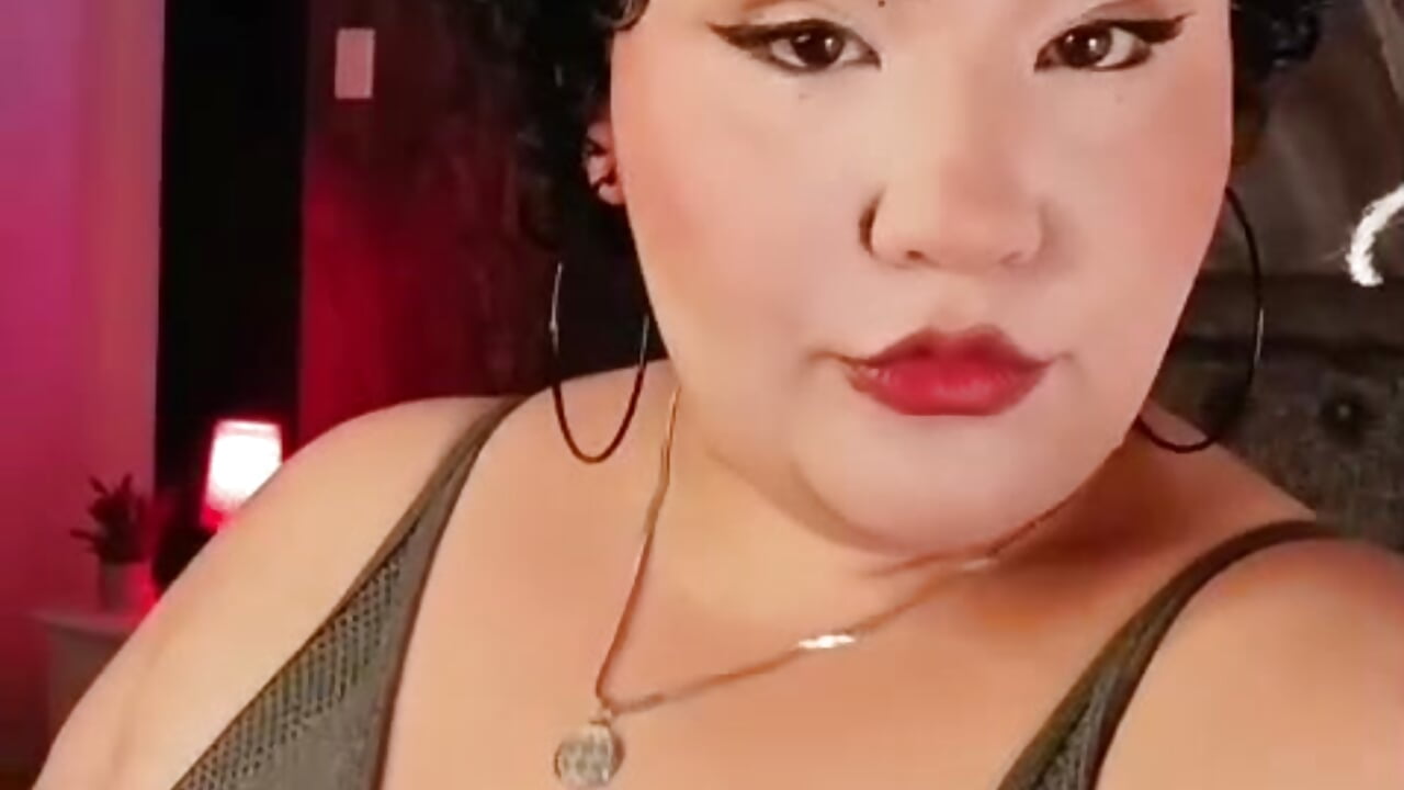 me - βίντεο μοντέλου Wen_Jones