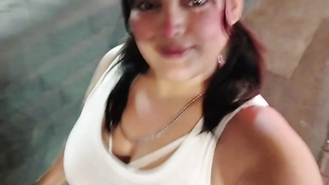 muah ♥ - วิดีโอโดย estrellalux โมเดลแคม