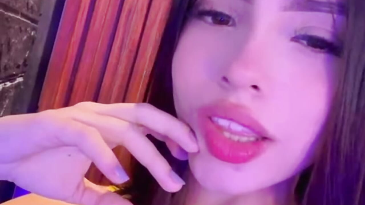 ME 06/13 - video by mily_Lopez cam model