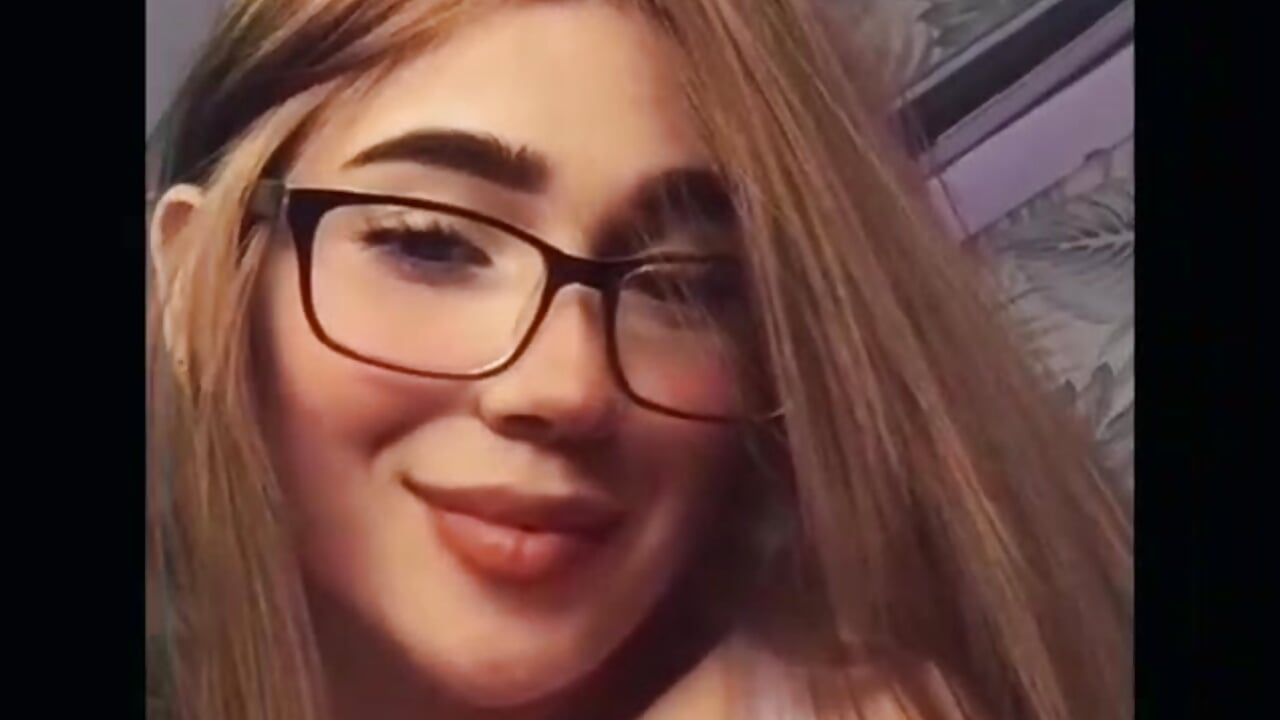 Me - ক্যাম মডেল Amora_96-এর ভিডিও