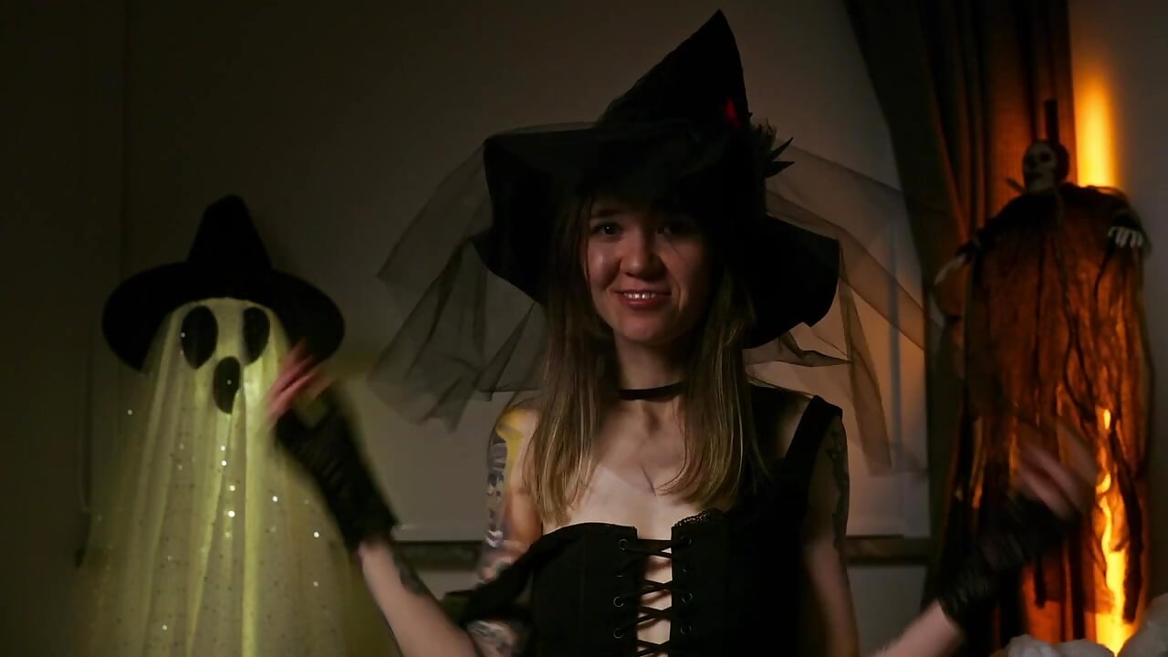 🎃A Witch's Secret🎃 - video van Zero__Calories_ cam-model