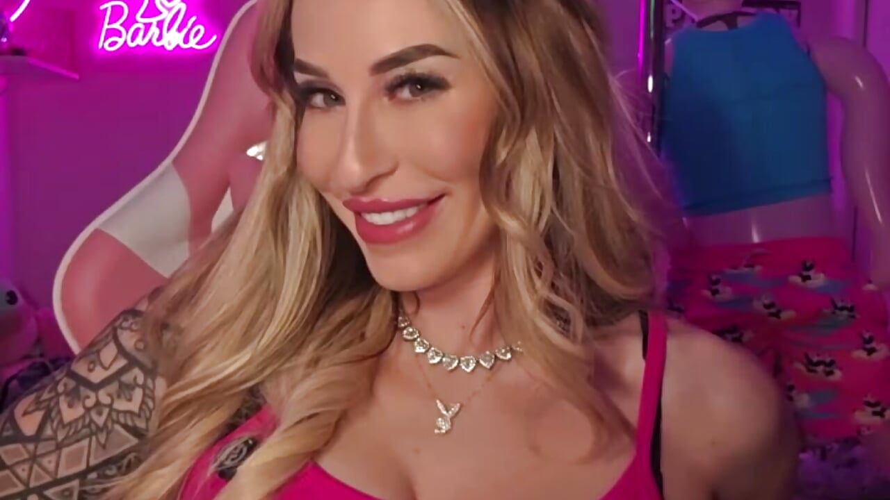 Birthday Goddess 🪷👑😈 - vídeo de la modelo de cam laurenlotus