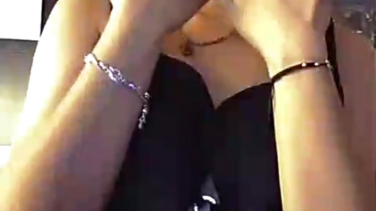 . - video by Dari_Moonl cam model