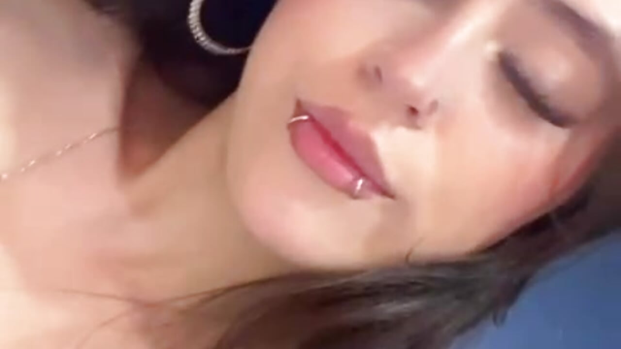 33f50425-9fd2-4b73-b3cc-0cb36afbc35d - SARAA_PINK18主播的视频