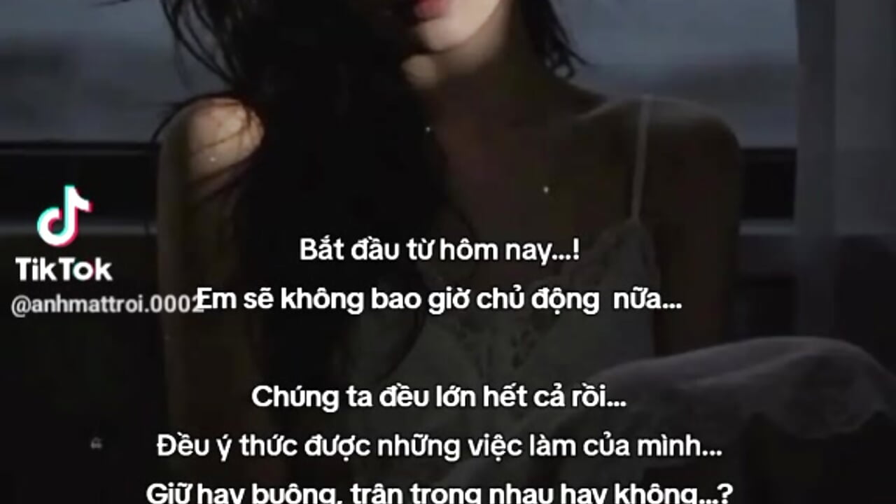 Happiness isn't easy to find 😊🍀 - video di Nhanlu009 modella di cam