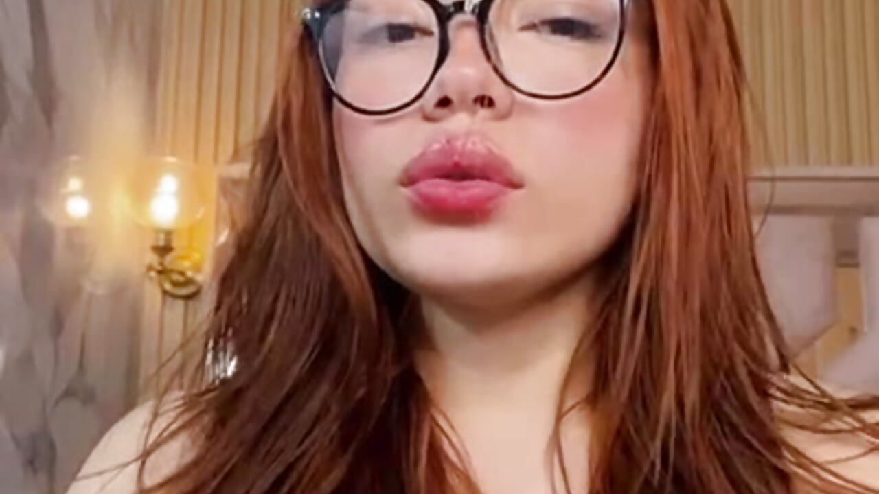 ♥ – video od webkamerové modelky tuty_r