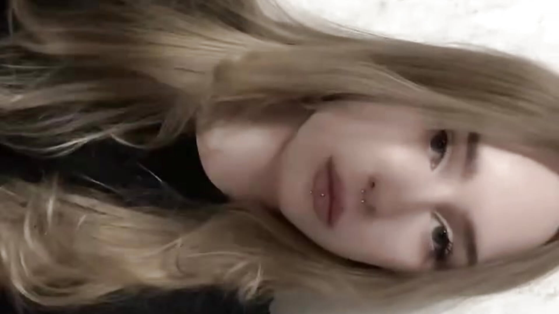 IMG_6513 - відео від вебкаммоделі hikkiii