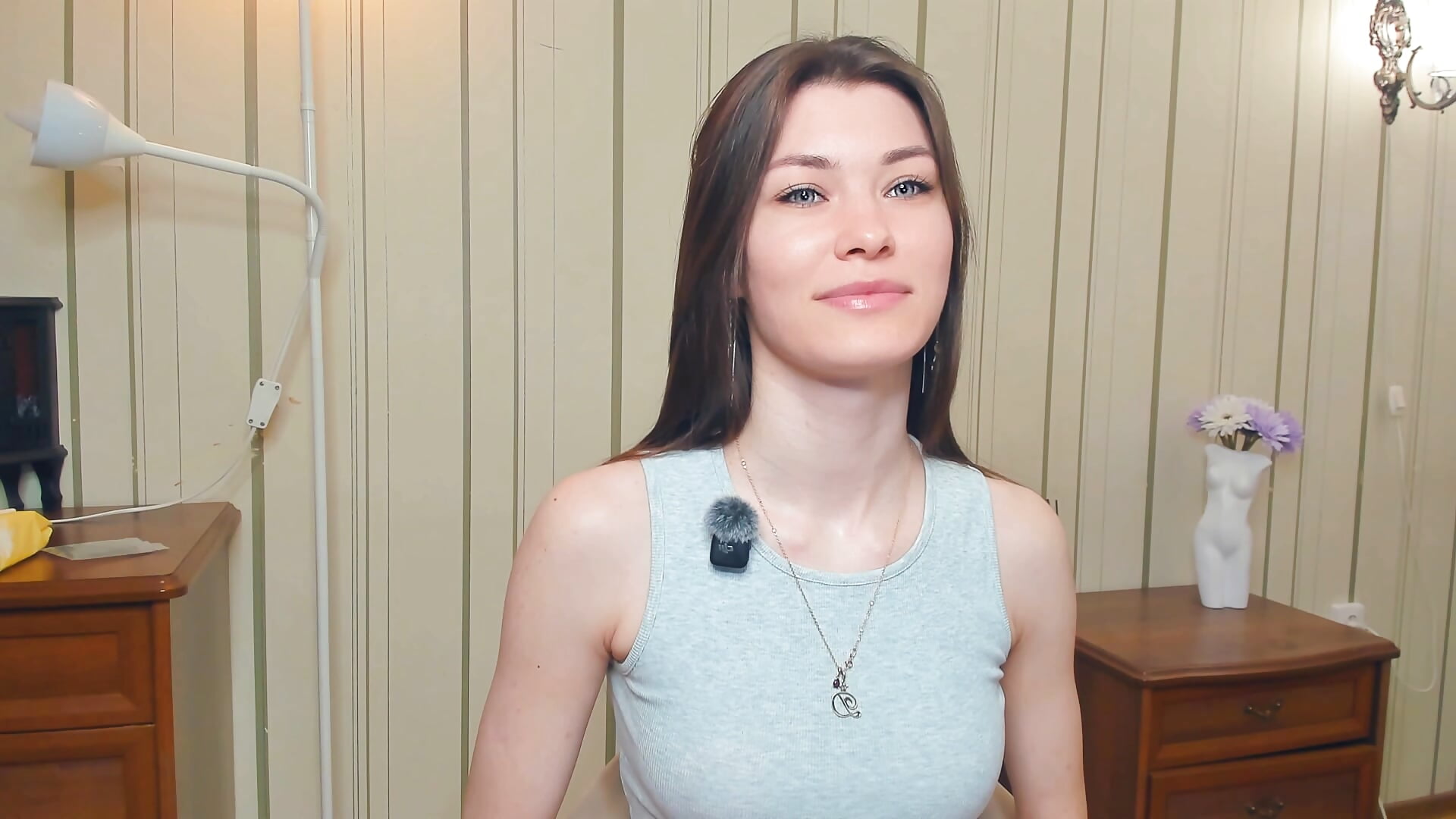 First video! Just a posing :) - video by JulissaLipoma cam model