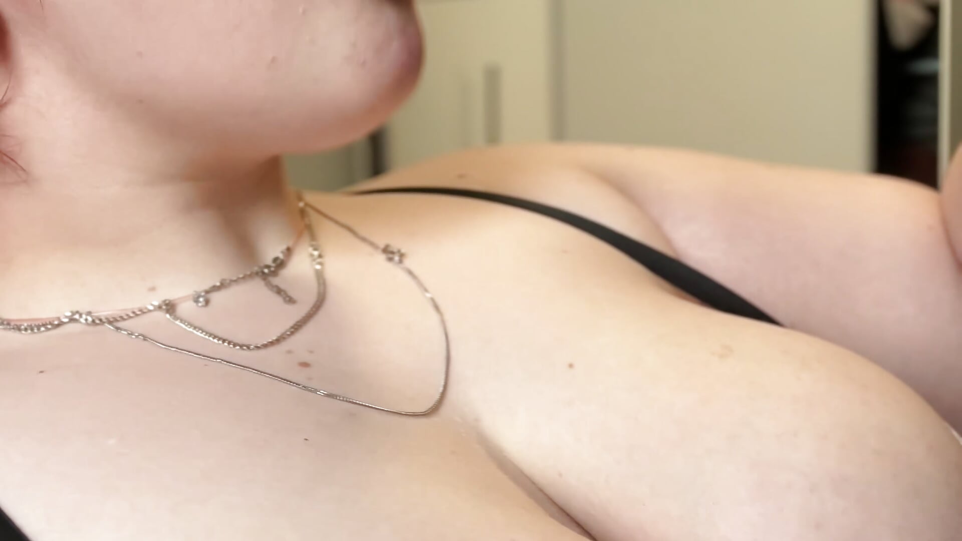 A preview of me giving a blowjob 😈 - βίντεο μοντέλου Annapoll