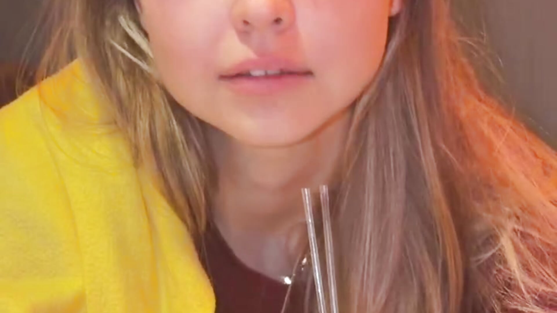 Me me me :3 - video di AllenaMarkou modella di cam