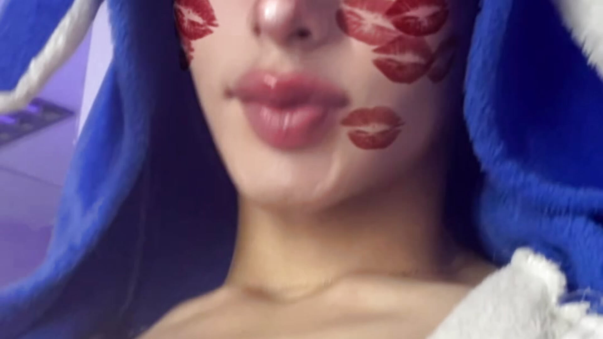 STISH - vídeo de la modelo de cam santy_fox