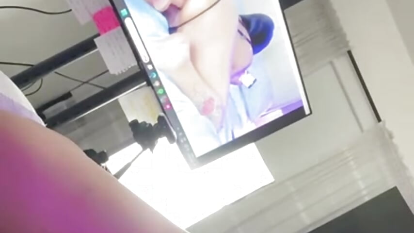 video sexual - video av emiiross cam-modell