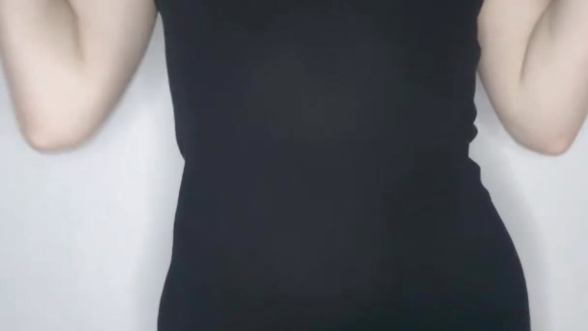 Follow me so you don’t miss my shows - video by AvaGlowy cam model