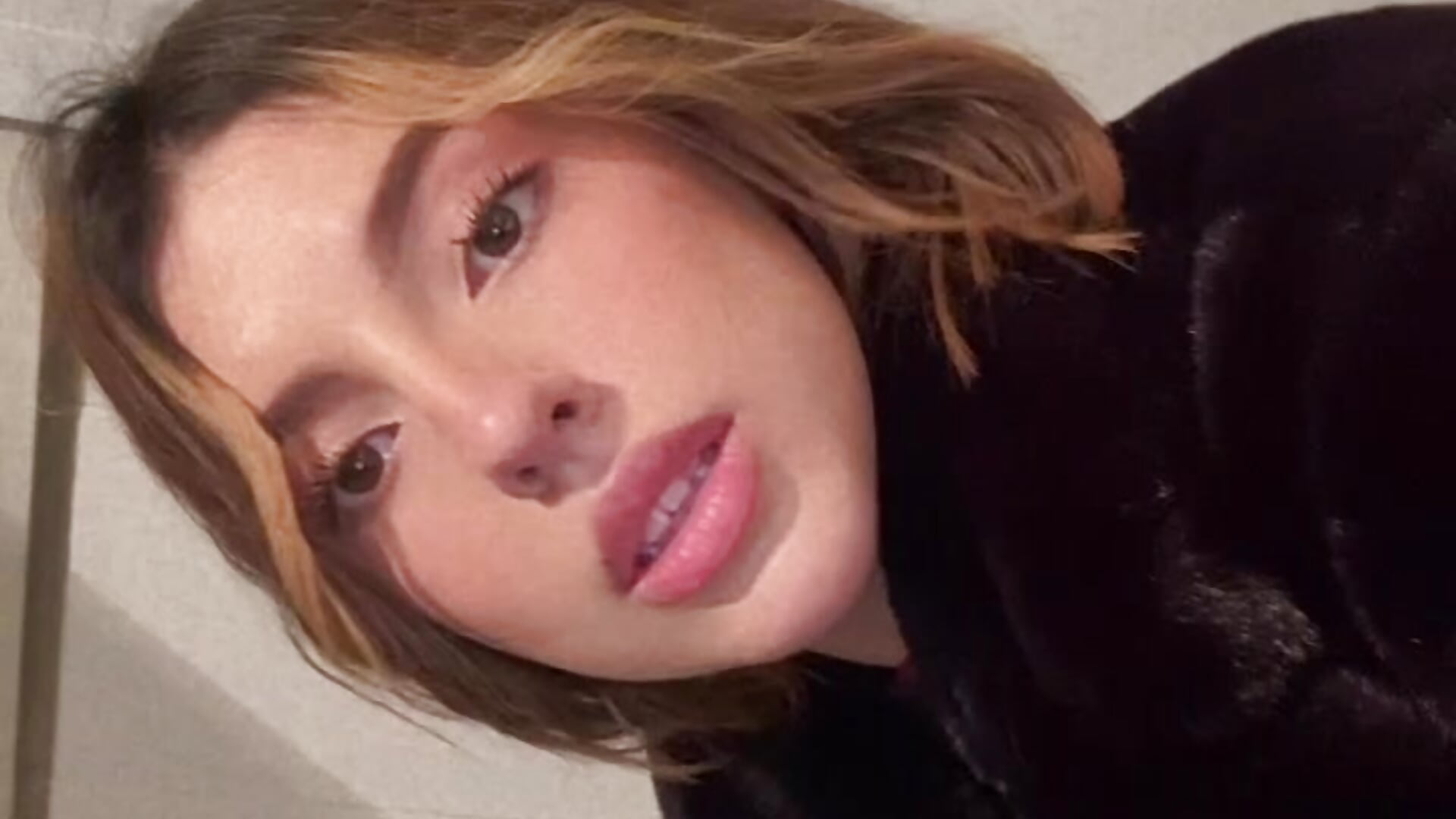 Alessia 🫧 - video alessya1 kameramallilta