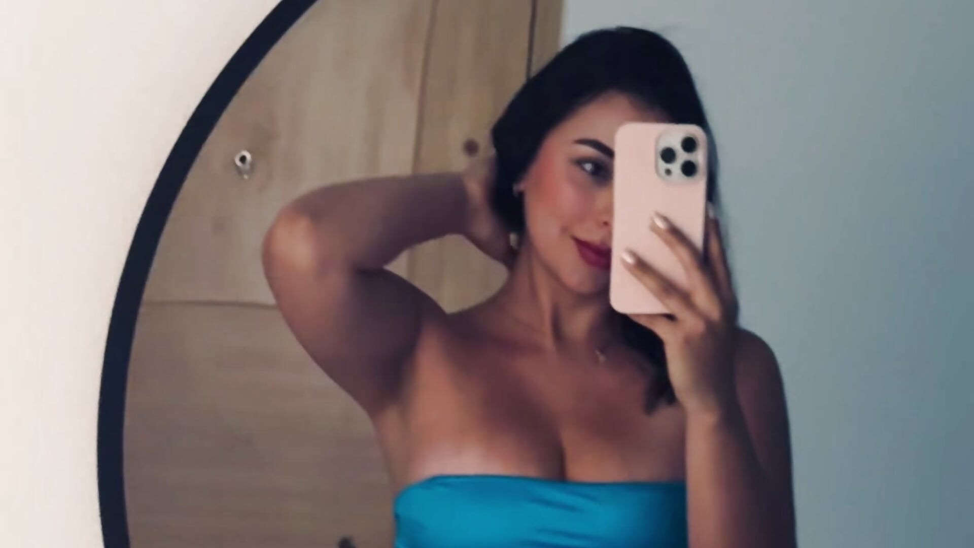 Ready for me ?⭐​ - video av KattyCollins_ cam-modell