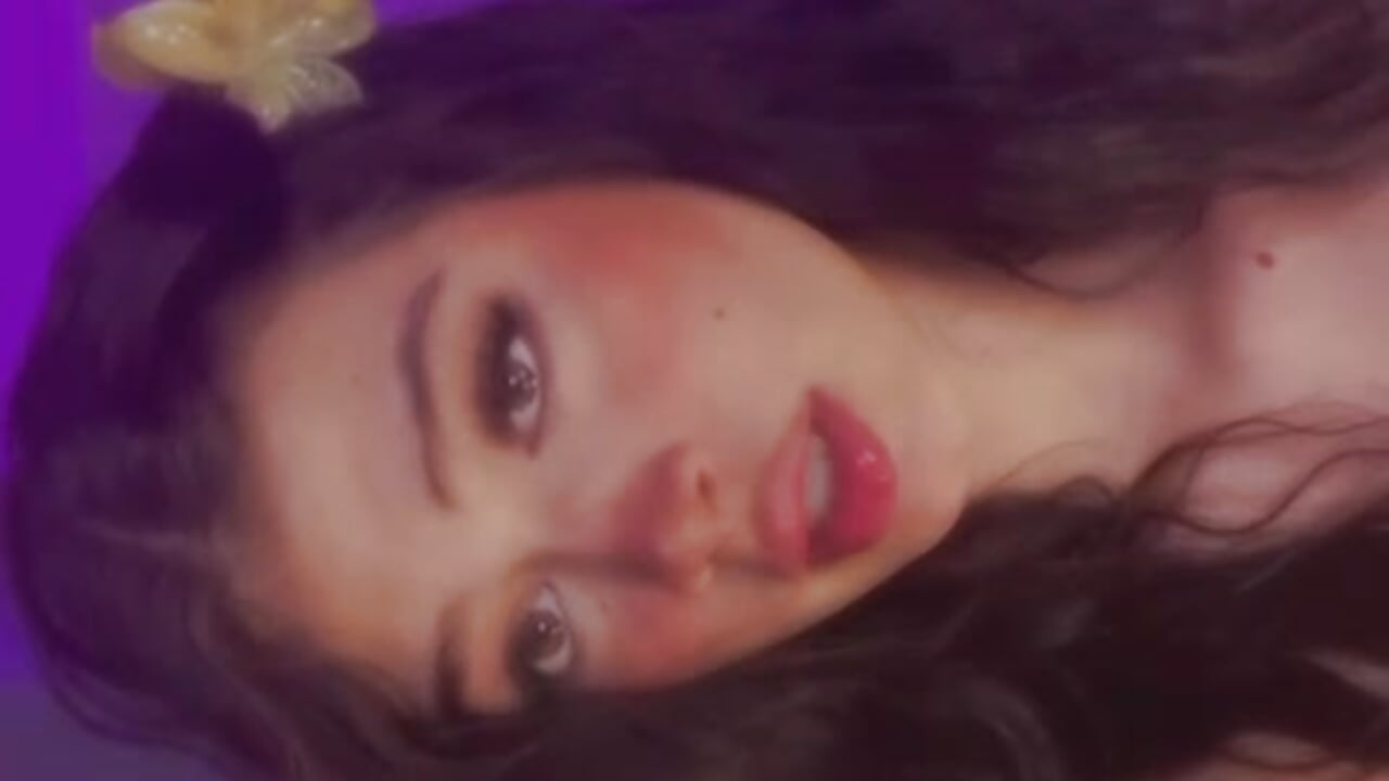 Cutie face – video od webkamerové modelky LiaSalvatore