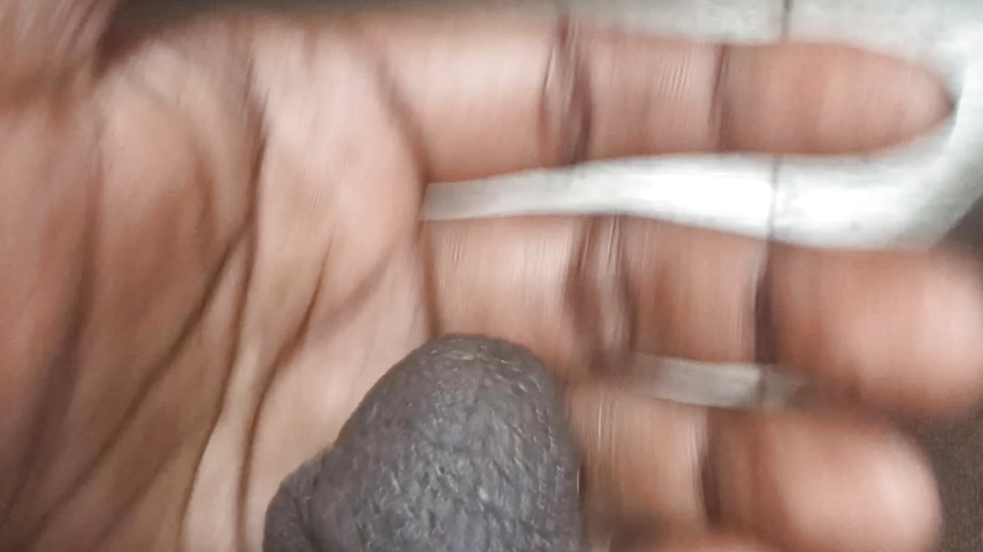 1000022342 - clip cu smoke_l0ver model videochat
