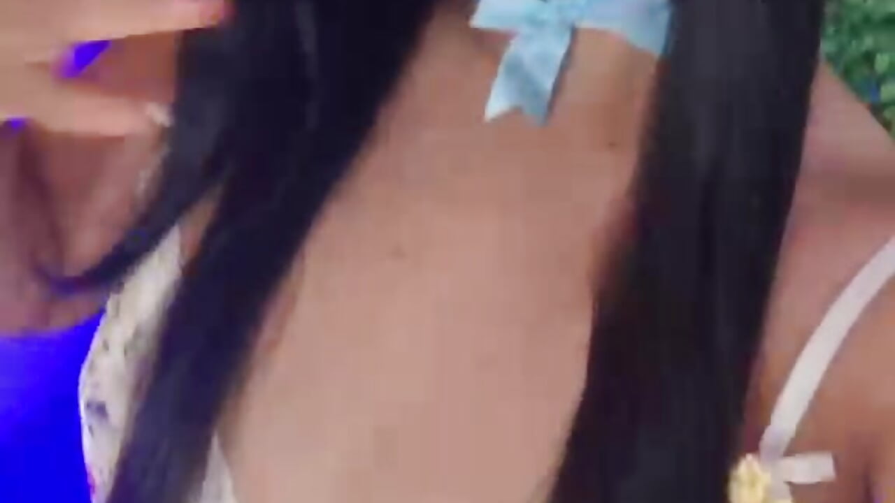 Beautiful kitten – video af Zoe_living cam-model