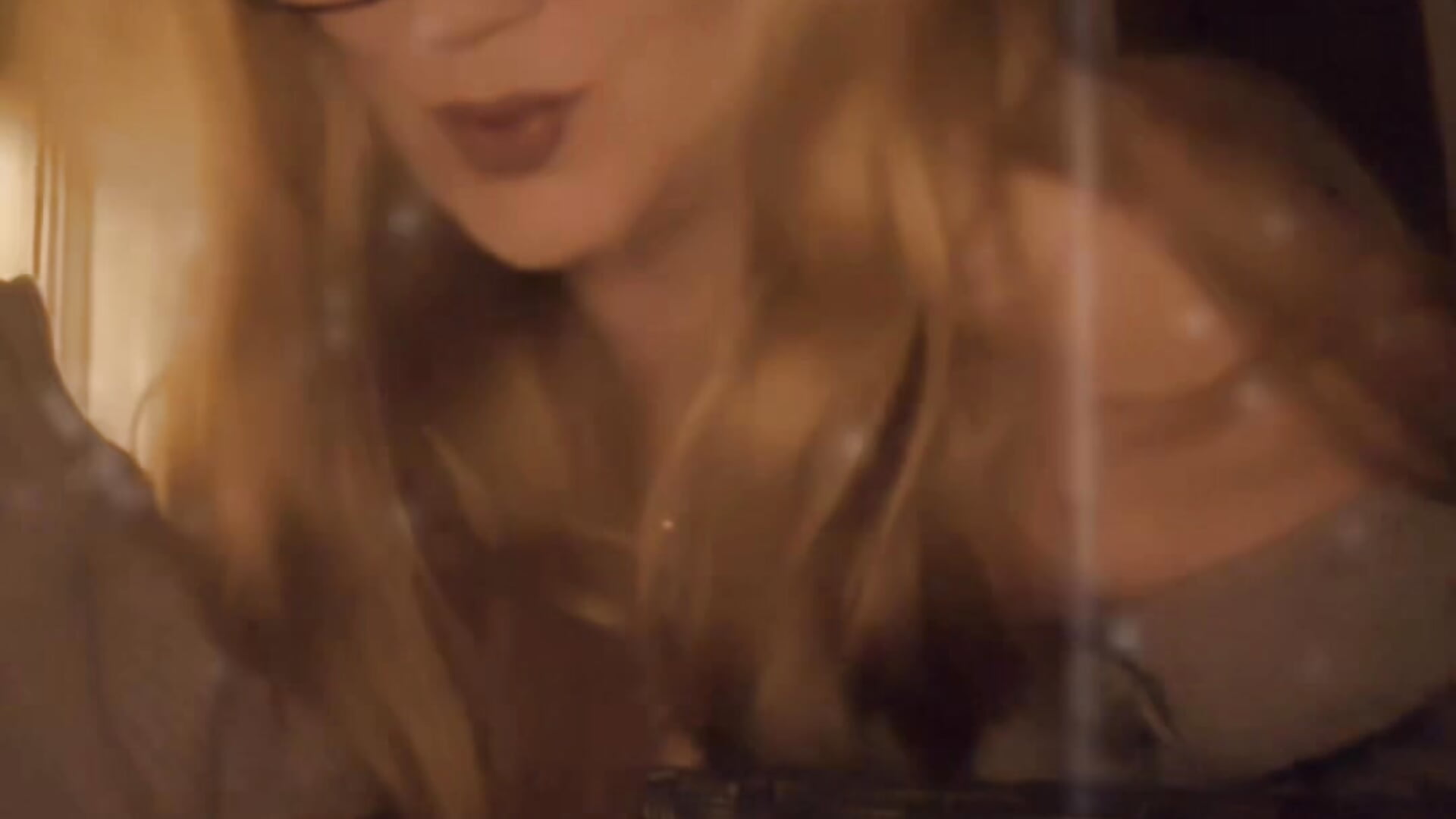 Slideshow (från videosamtal, musik pålagd i efterhand) - video by LizzieZ1975 cam model