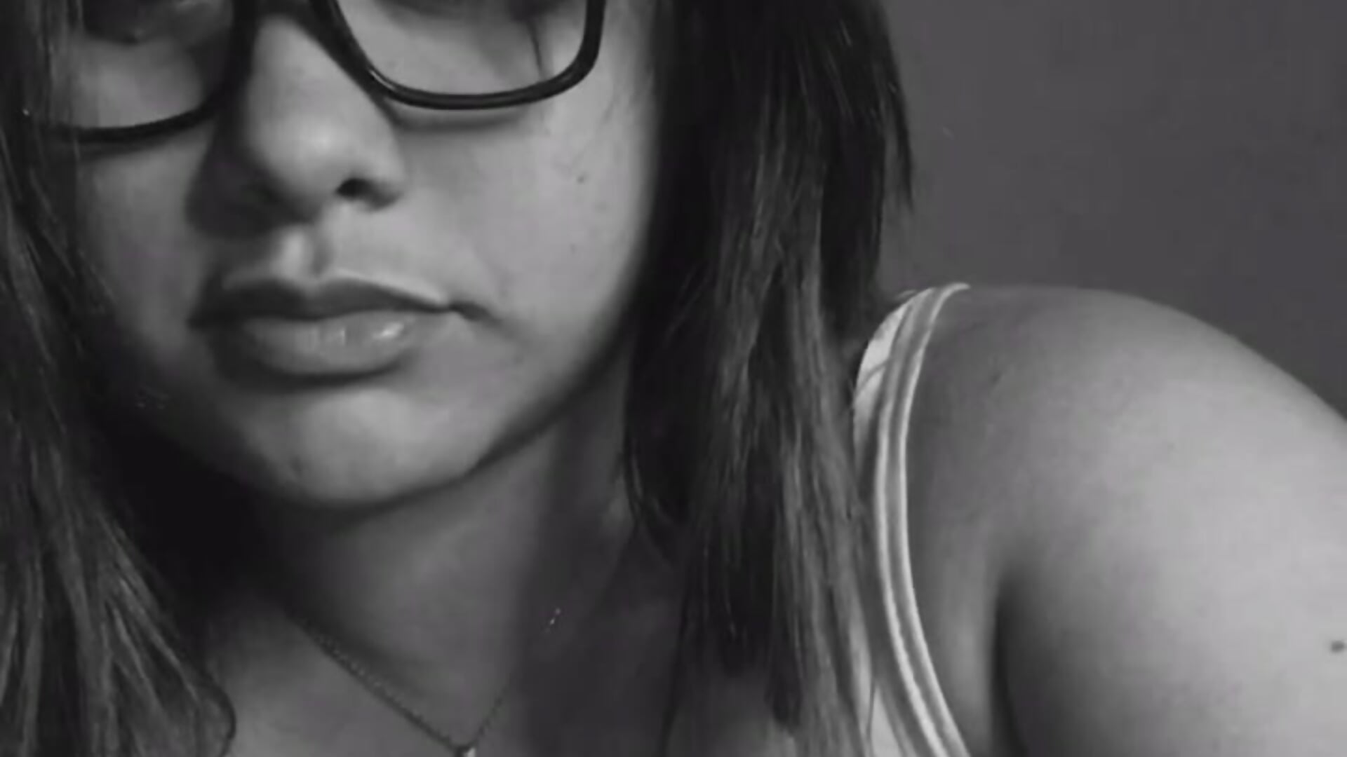 trim,8AE75E43-85DA-4951-A40A-5C0CA533630E - video by camilavixen20 cam model