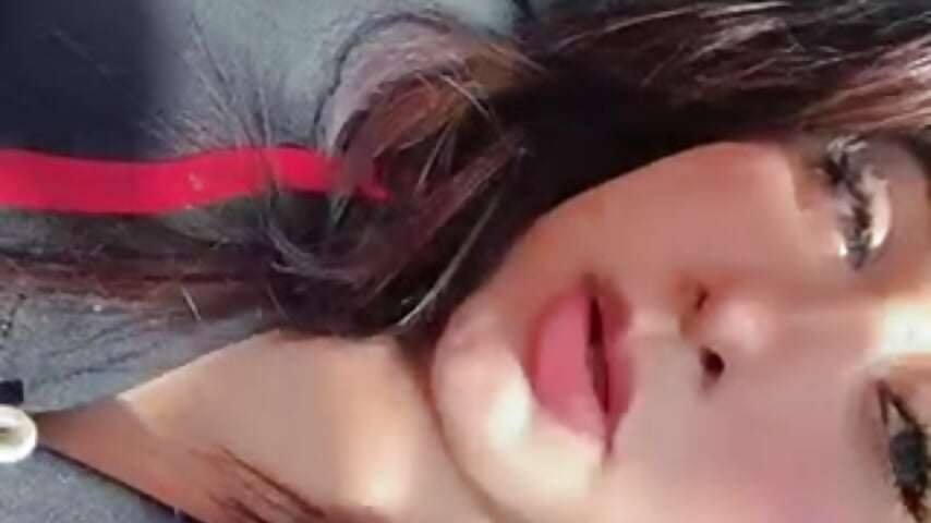 trim,6D8BF7DE-A06A-4758-92A8-5CF7D1D770B2 - video by camilavixen20 cam model