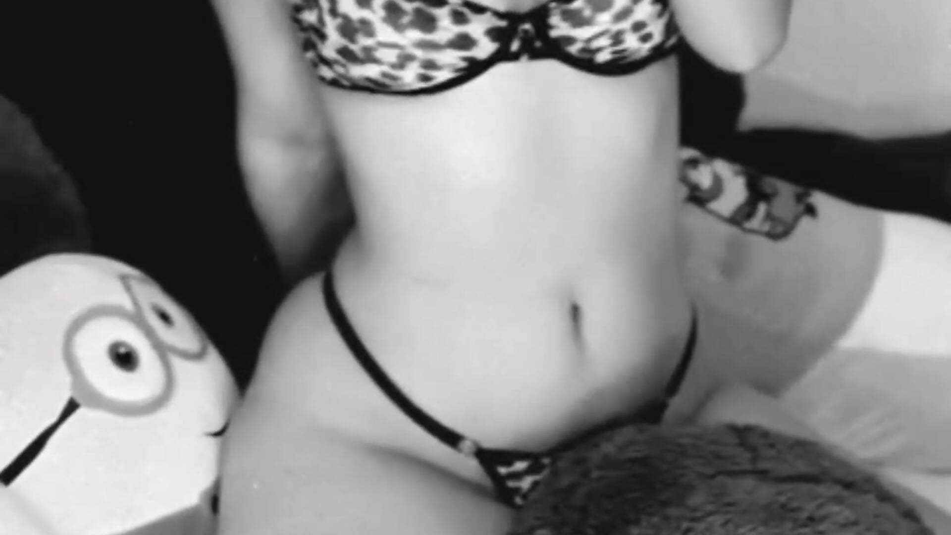 WANNA BE MI TEDY?🙈 - video by MelodyRey__ cam model