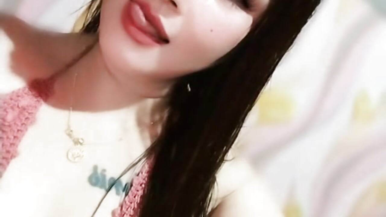 480b8328e0a6eb6a1e2b2330f0c6eb80 - video by wetsweey cam model