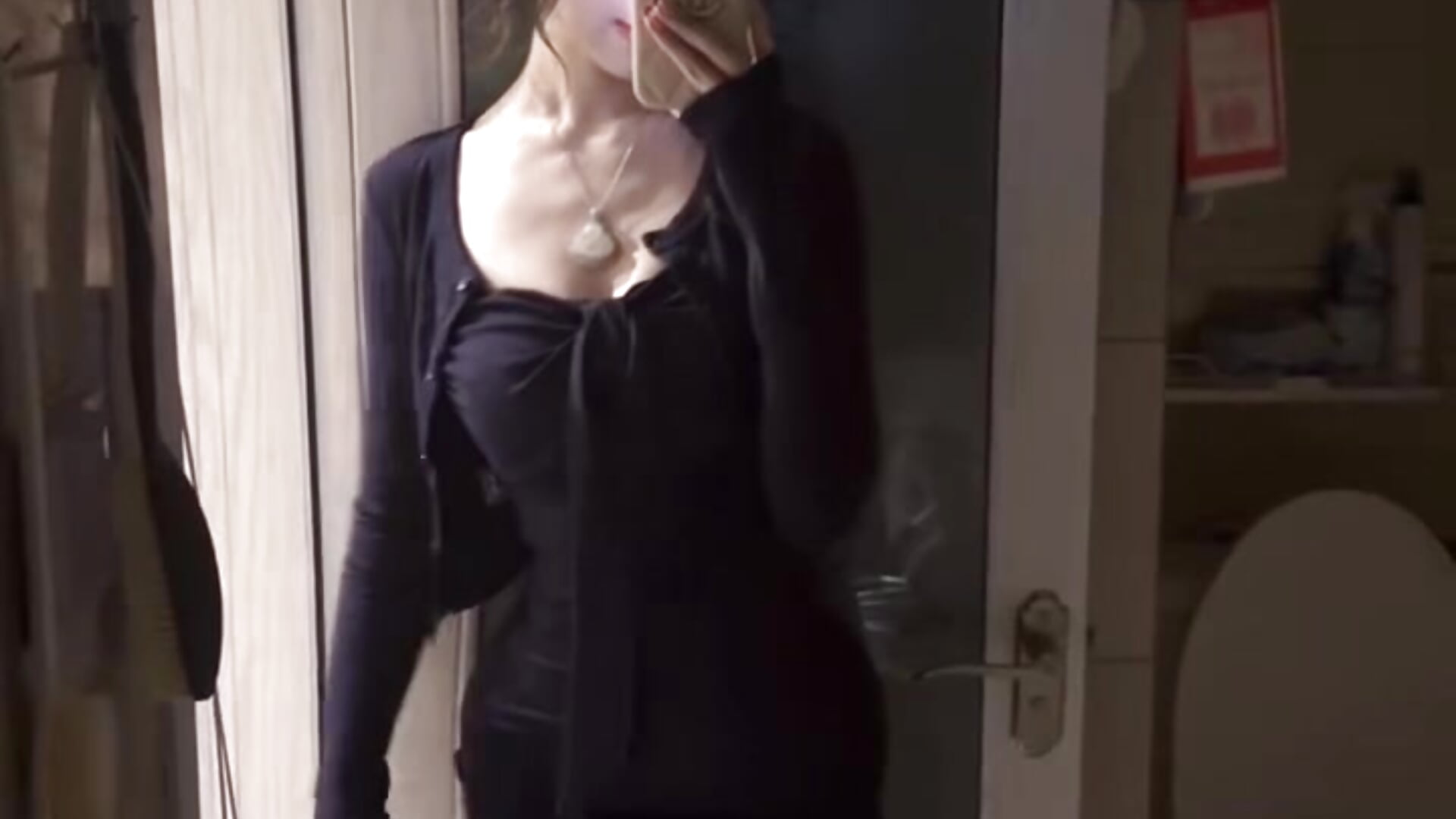 62e9cb281511274c38c8302235e57102－カメラキャストのQiuqiu-5880の動画