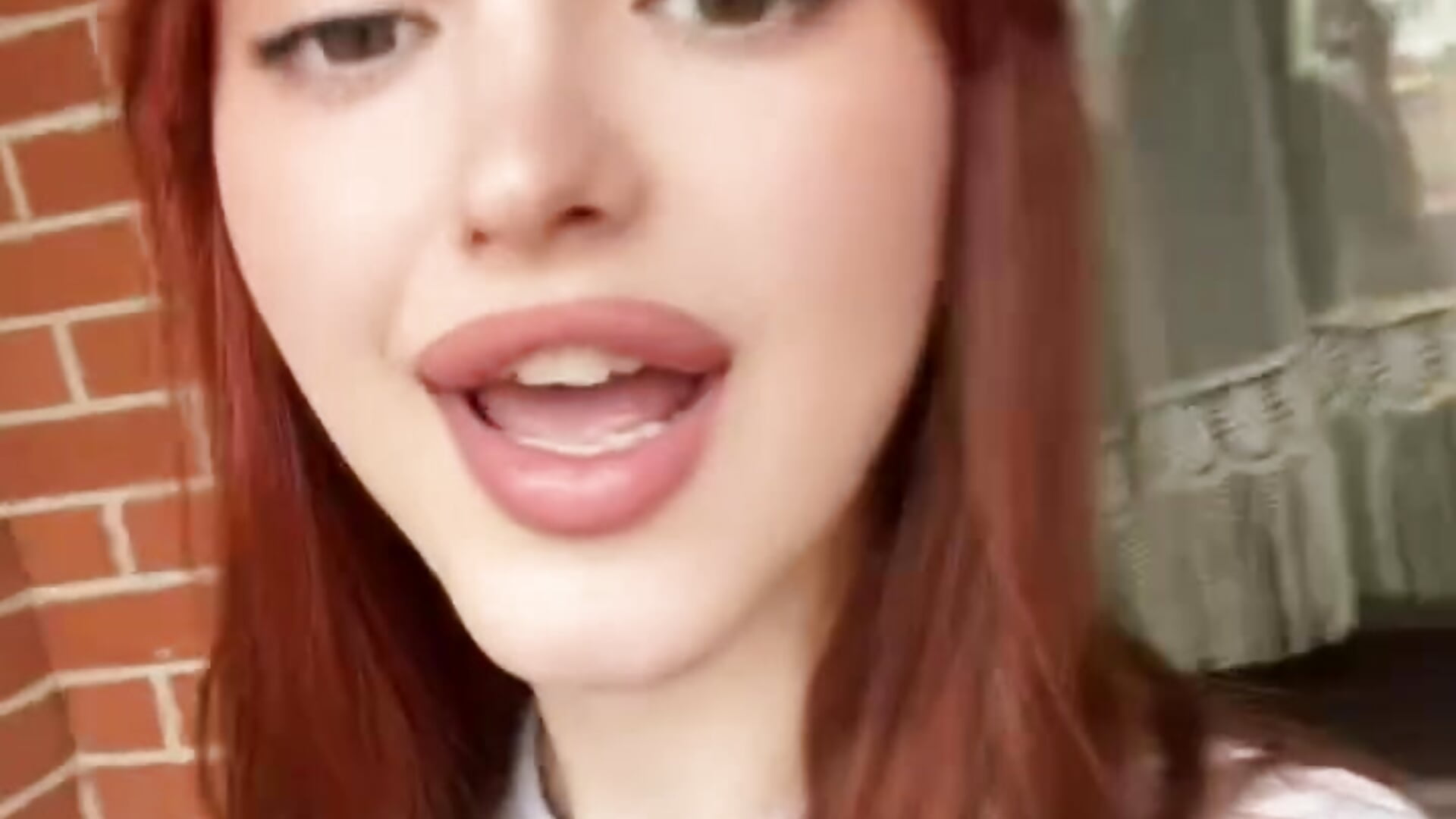 Look into my eyes 🤎 - video alisaonlyforu kameramallilta