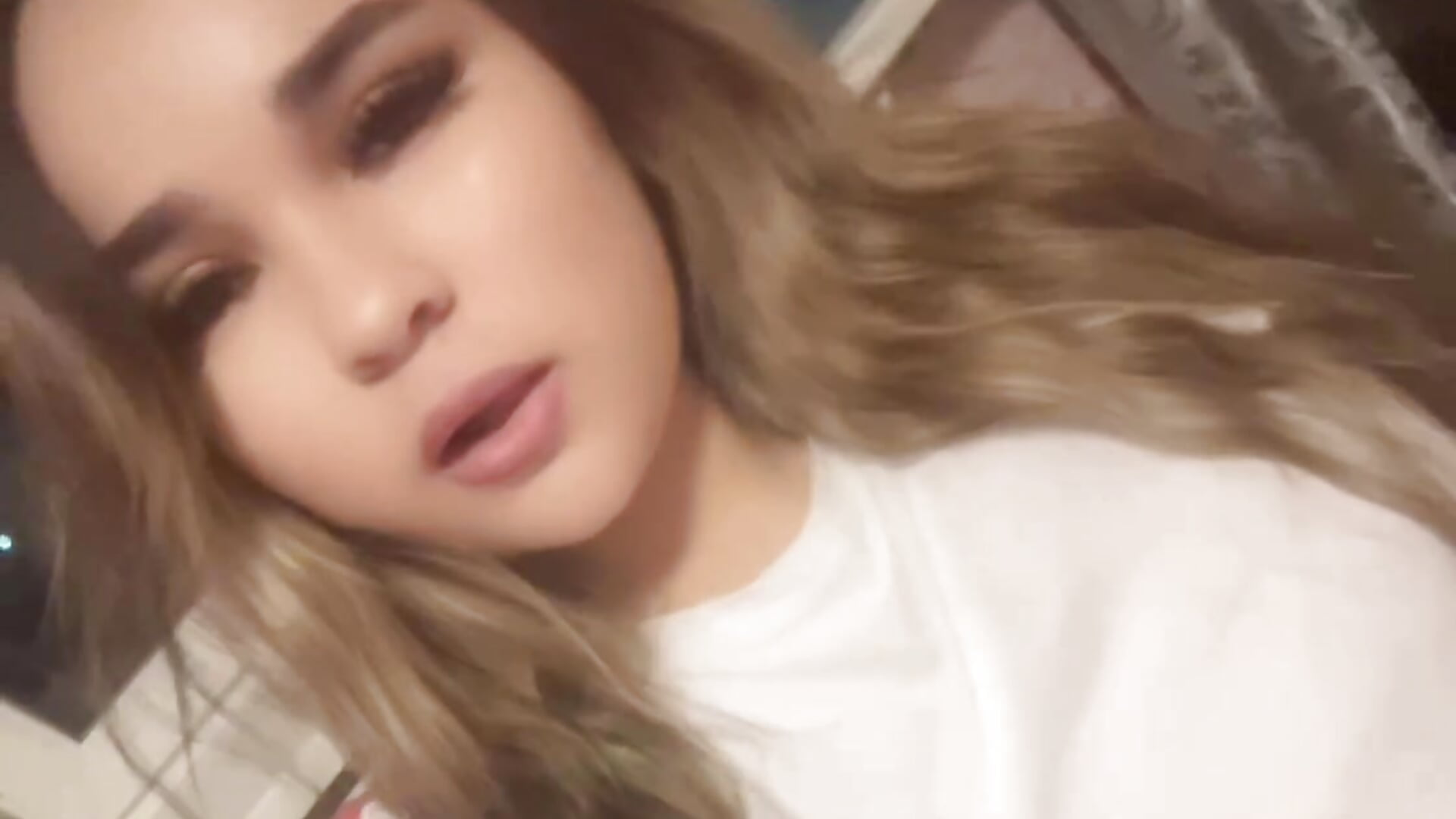 first video - فيديو من jinnyjion موديل الكام