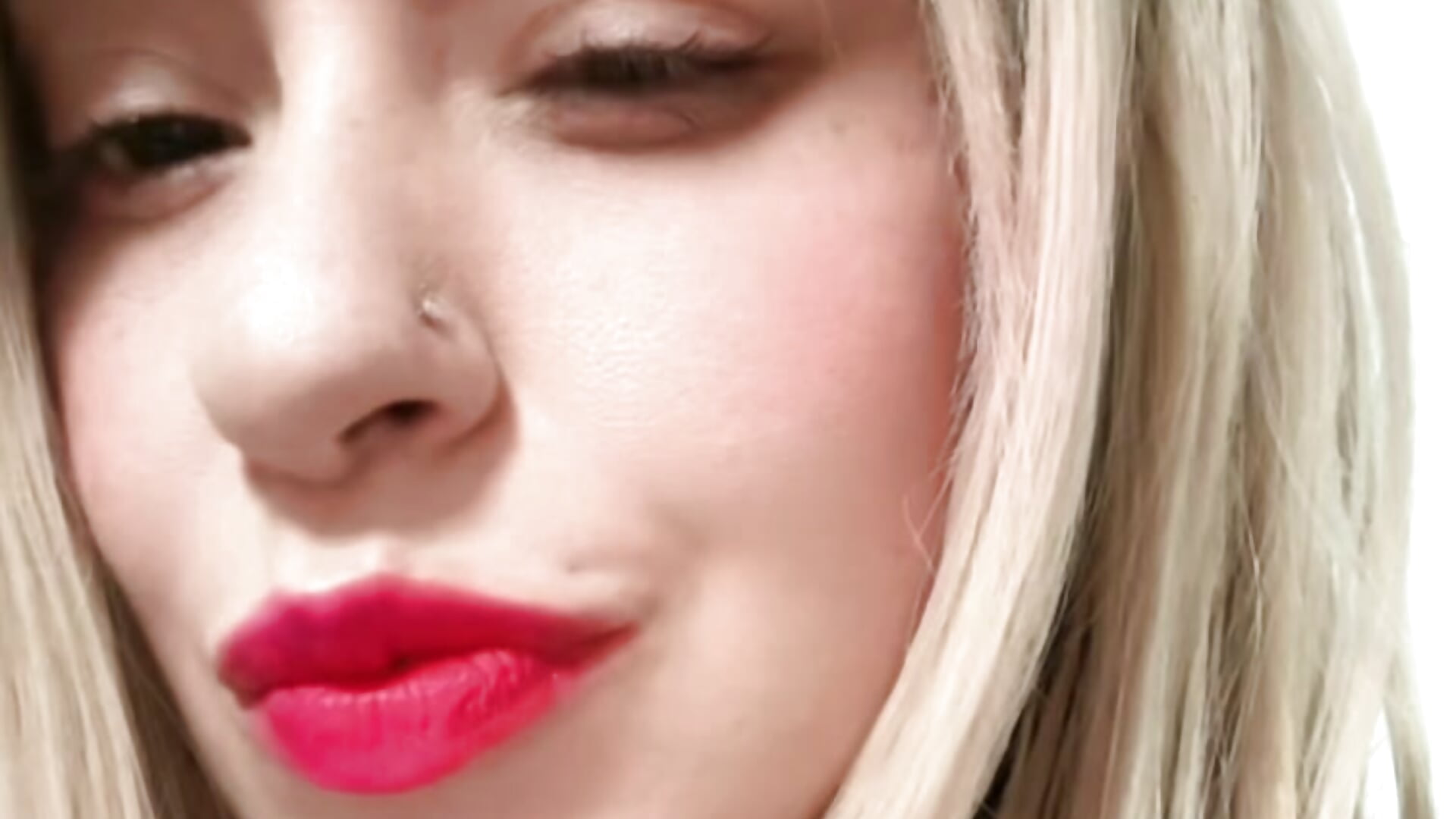 ScreenRecording_04-23-2026 01-51-18_1 - vídeo de Cherrybabyxxx modelo de câmara