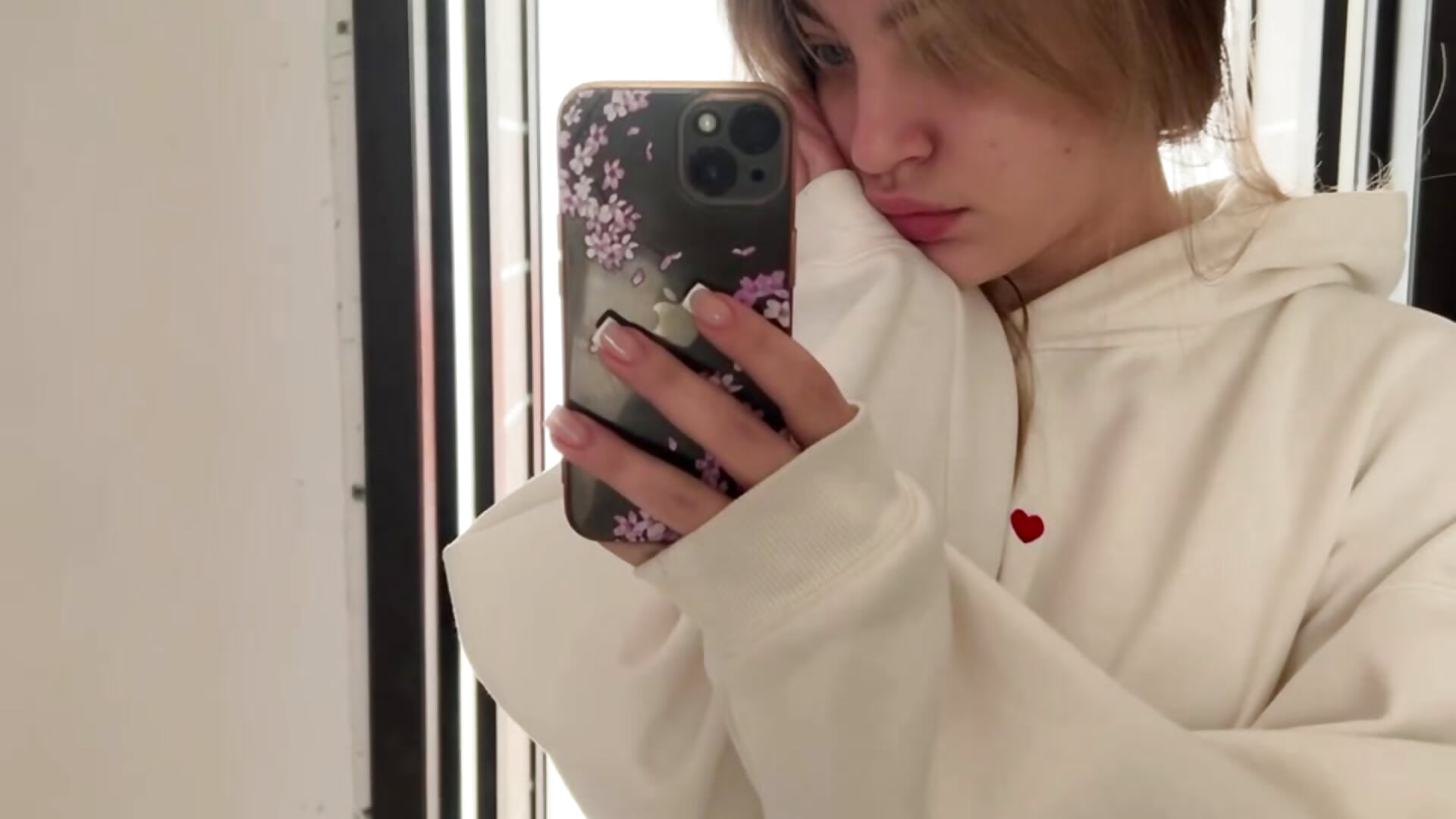 💞 - 1Kellynaive 캠 모델의 동영상