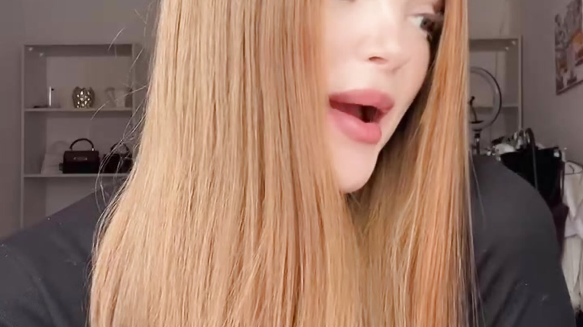 hey hey - RoselineBaranga 캠 모델의 동영상