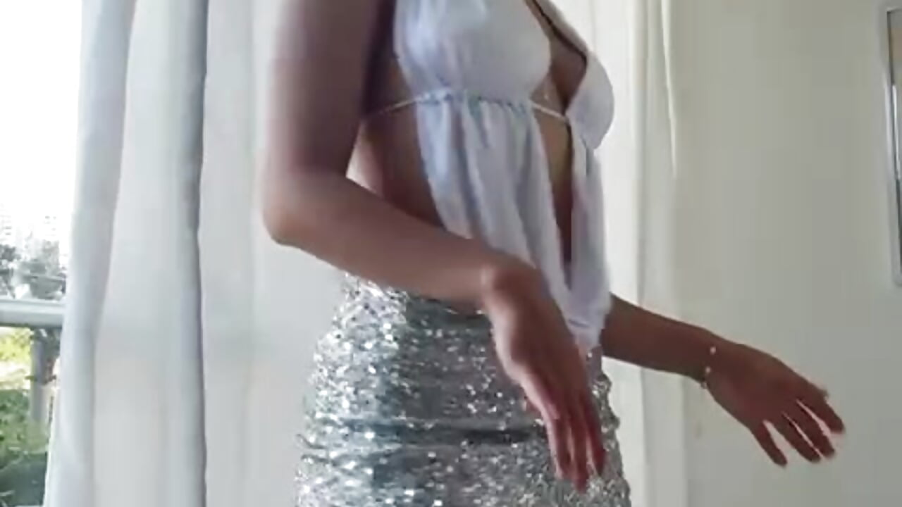 Dance with me 🫦 - ক্যাম মডেল Anthaarr-এর ভিডিও