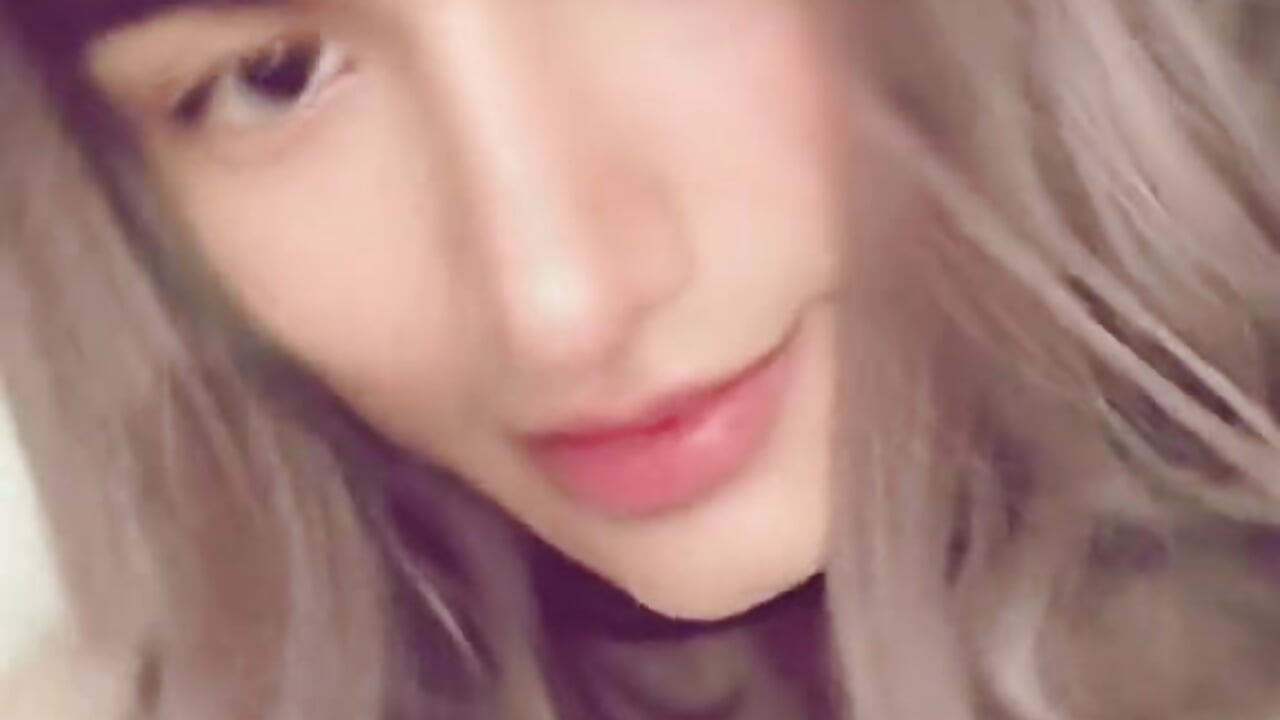 a little doll like Barbie ❤️ - video bunny_hells kameramallilta