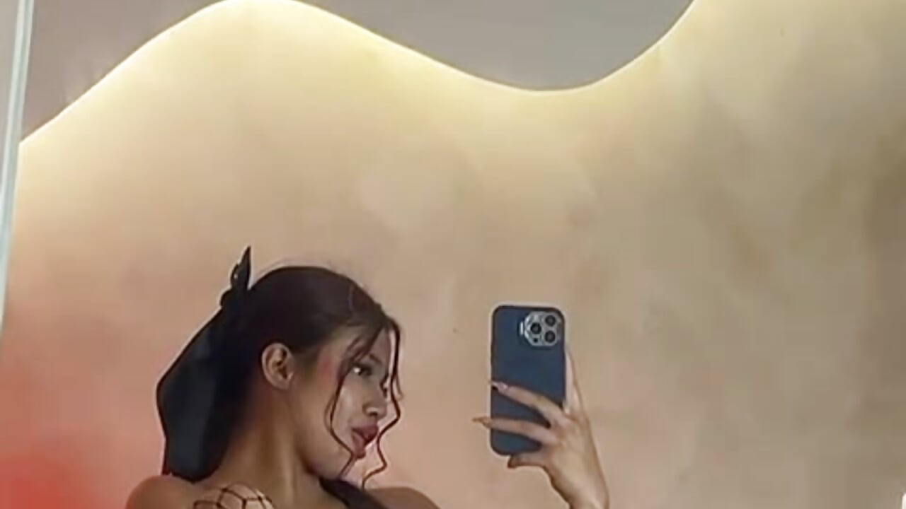 Good day!!! 🌈☀️💘 - video by BellaRouxxx cam model