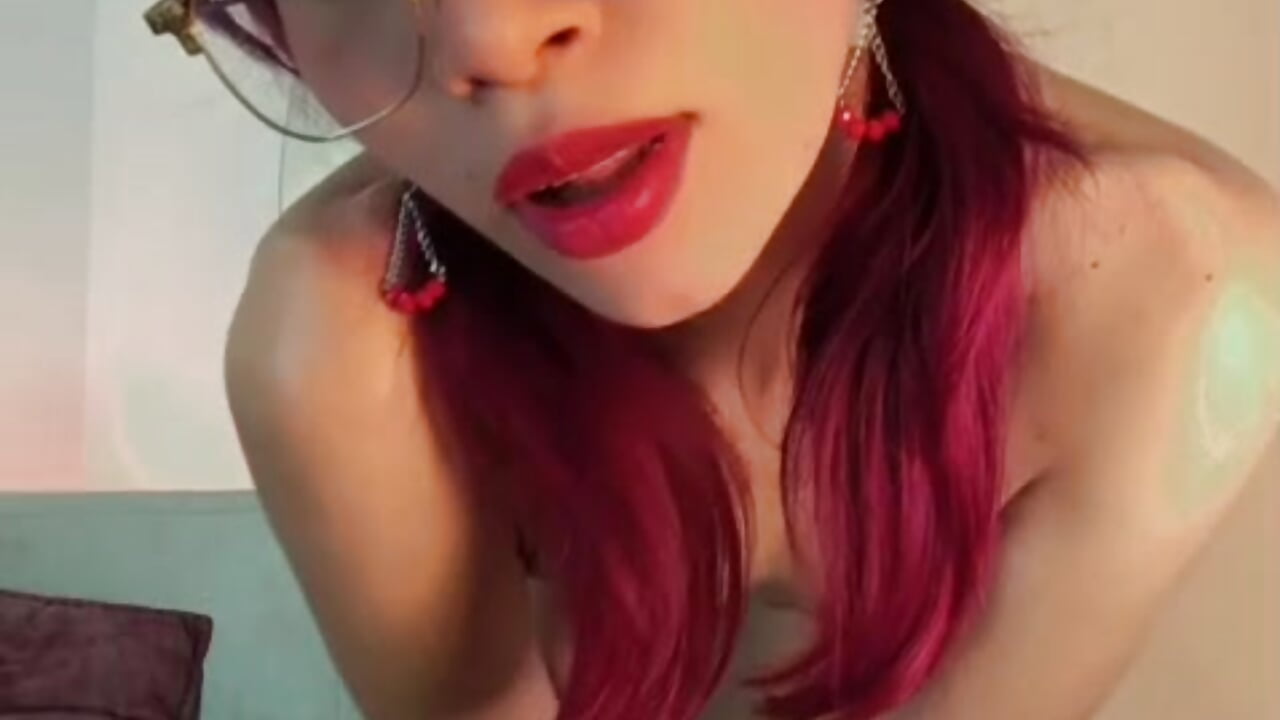 🤗🥰😘 - فيديو من ThaillyMaisson موديل الكام