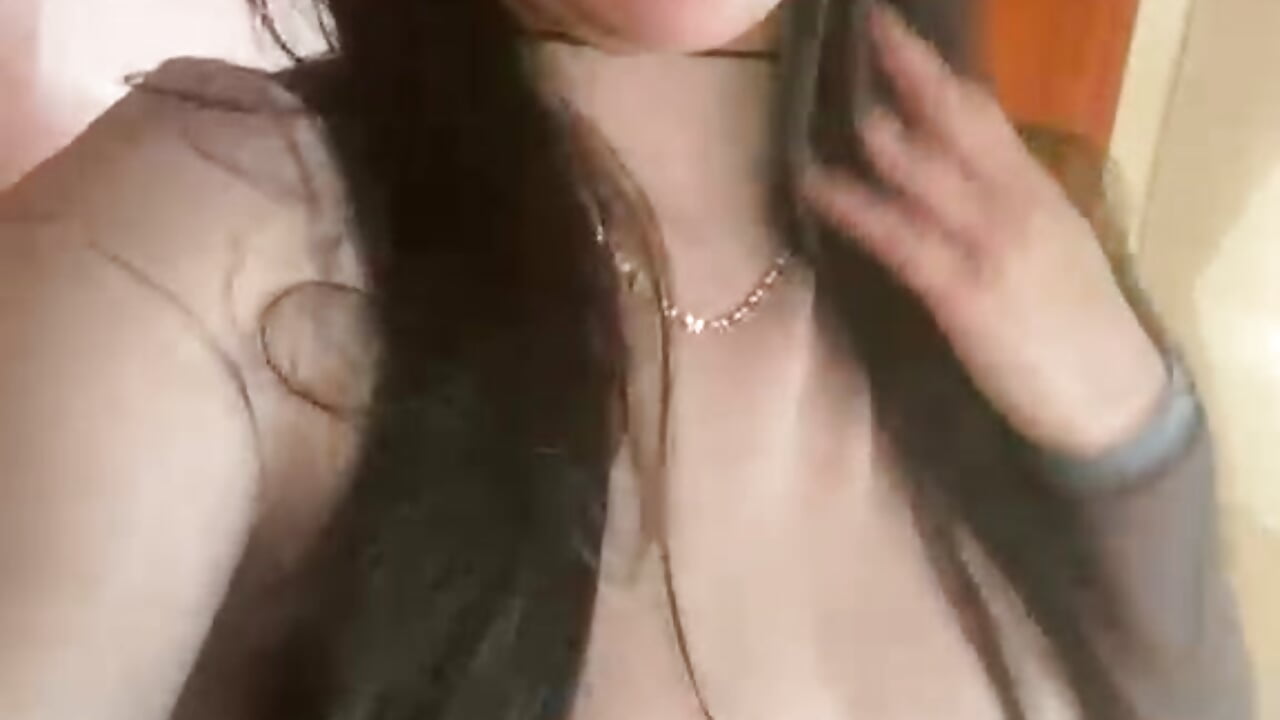 kiss and titis for you ❤️ - video by CristalZafiro cam model