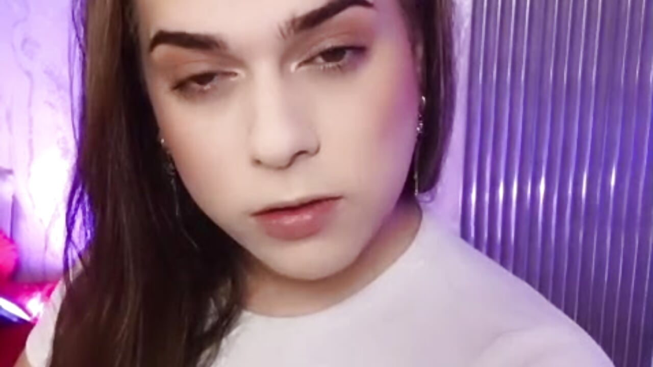 Touching my tits thinking on you❤️ - video by ValeriaOnyx cam model