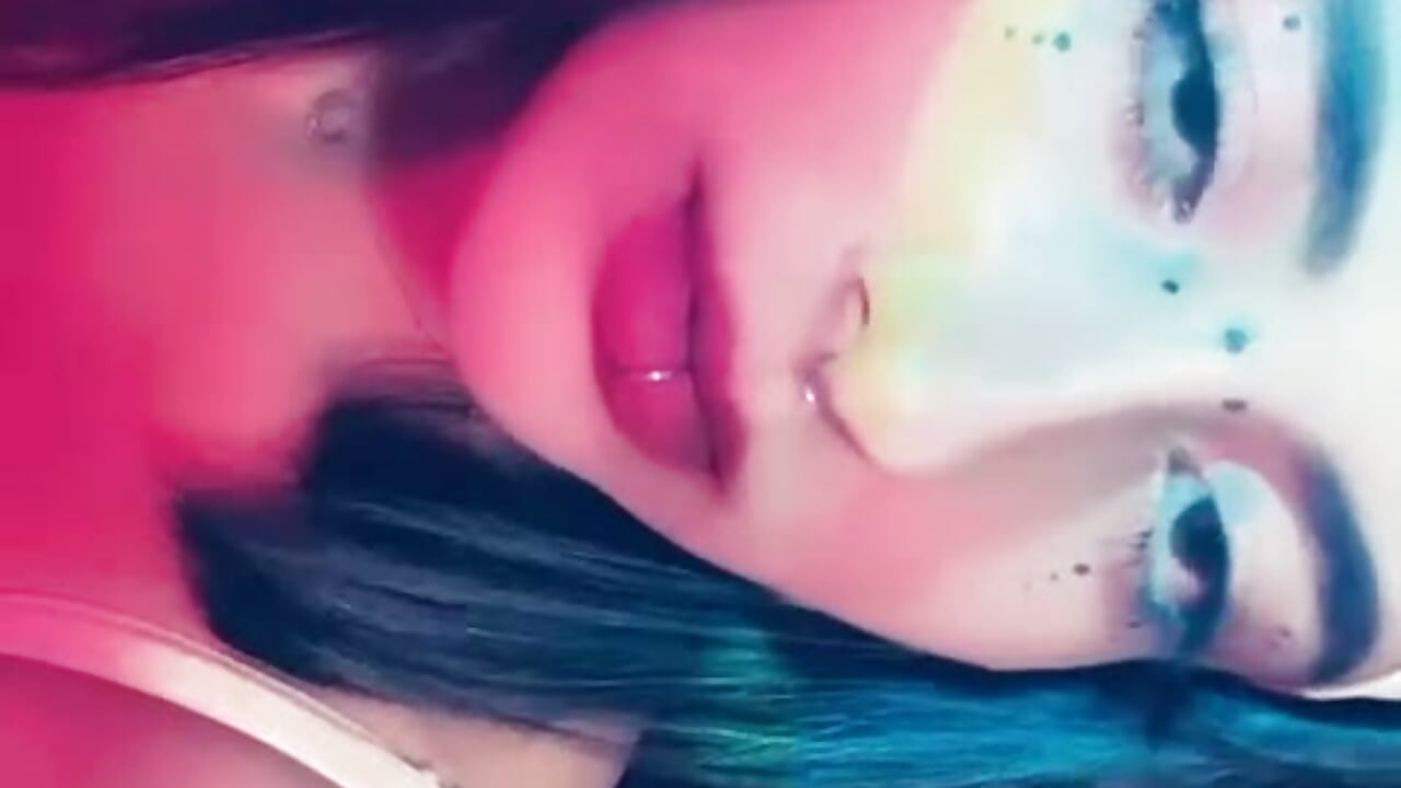 ♡ - video av Coralie_ cam-modell